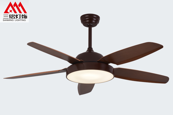 湖州推薦吊扇燈代理（lǐ）