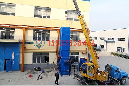 鋼絲膠帶（dài）鬥（dòu）式（shì）提升機