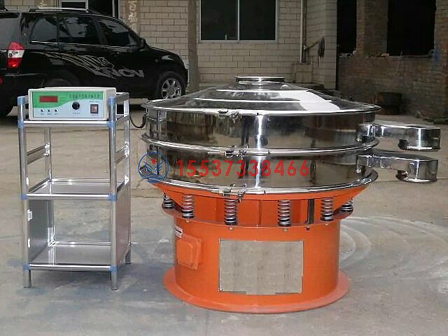 振動（dòng）篩客戶信賴廠家-豐（fēng）泉機（jī）械