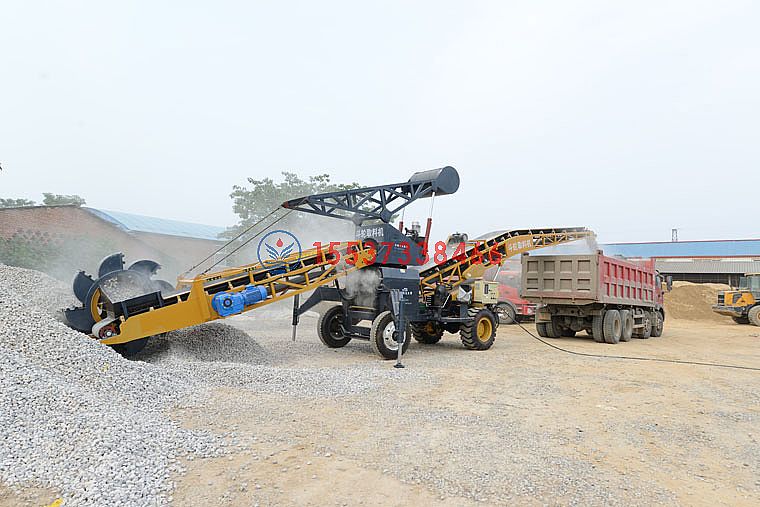 呼倫貝爾鬥（dòu）輪取料機-鬥輪堆取（qǔ）料機