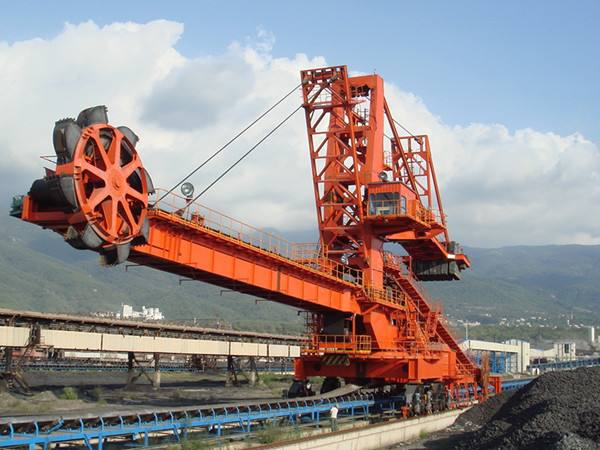 鐵礦鬥（dòu）輪取料機（jī）