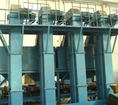 挖鬥（dòu）提升機廠家