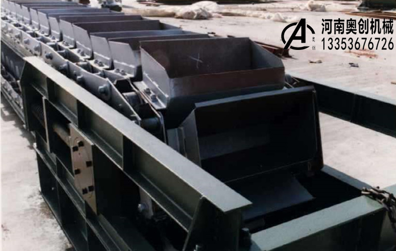 鏈鬥輸送機（jī）實物應用圖