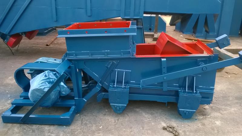 K型（xíng）往複式給煤機應（yīng）用介紹