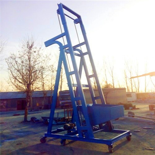 新型單鬥翻鬥提升機展示