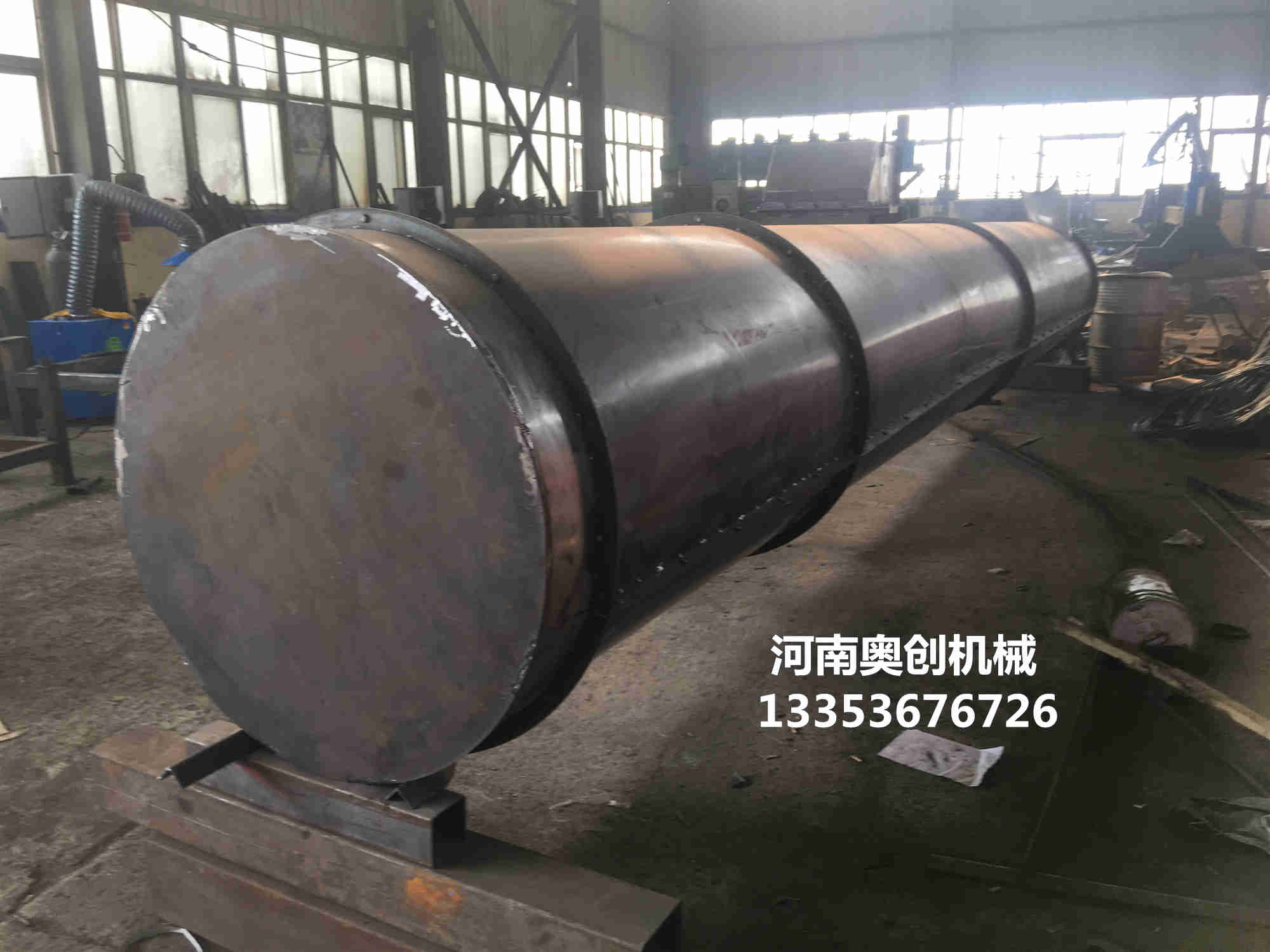 全（quán）封閉垂直振動提升機1