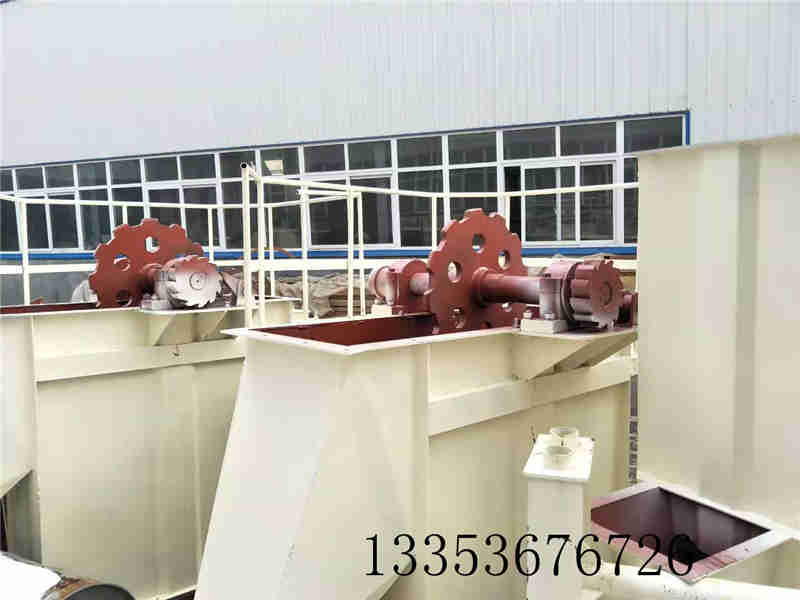 板鏈（liàn）提升機機頭鏈輪