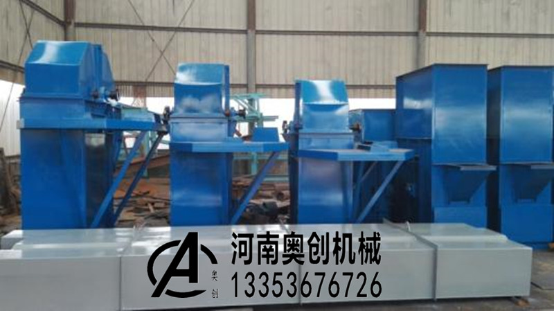 提（tí）升機料鬥如何設計可避免粘料