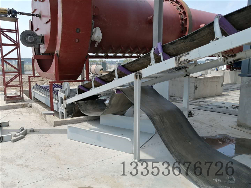 垃（lā）圾處理線篩（shāi）分輸送（sòng）設（shè）備安裝現場5