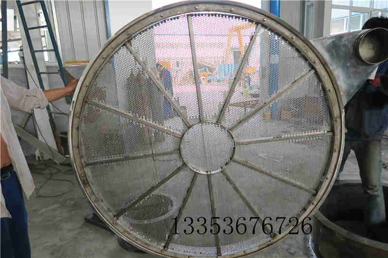 振動篩配套質量好的超聲波網架能讓（ràng）物料精度提高很多（duō）