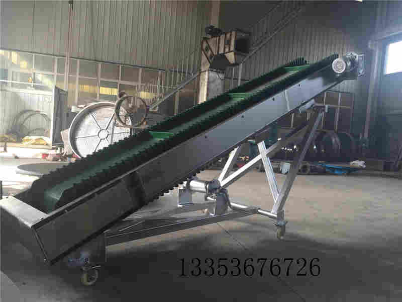 雙向移動式擋邊膠帶輸送機（jī）生產廠家詳（xiáng）細介紹