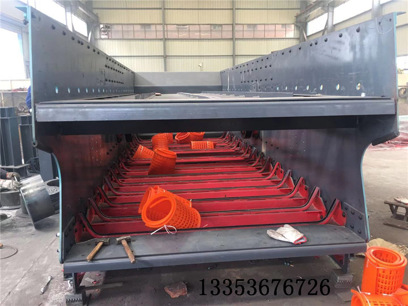 潮煤濕煤撞（zhuàng）擊弛張篩篩網安裝
