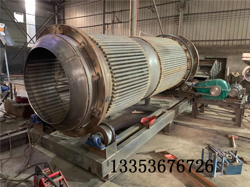 滾筒篩廠家如何根據性（xìng）能特點選用齒圈式（shì）滾筒篩？