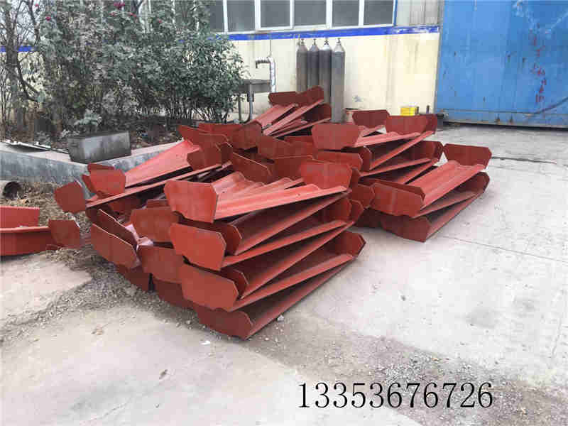 板式喂料機磷板配件（jiàn）