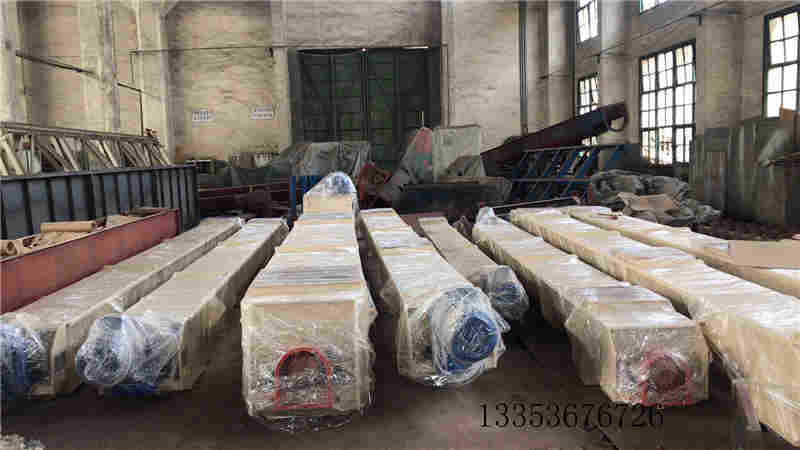 槽式螺（luó）旋輸送機12